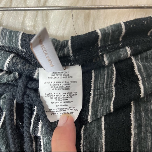 BECCA Crochet Striped Pants Beach Cover-Up Open sides Black & Gray Size S/P - Picture 16 of 16